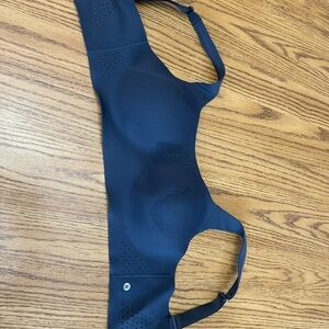 Victoria's Secret Charcoal Gray Sports Bra 32DD